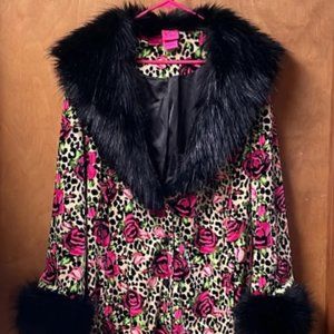 Torrid x Betsey Johnson - Velvet Leopard Floral Coat w/ Faux Fur Trim: 2x